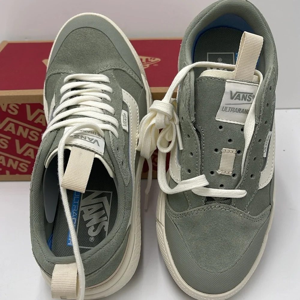Vans WMNS Gray Sneakers Ultrarange Exo Se (Pop) Sea Grass/Marshmlow VN0A4UWMA2G